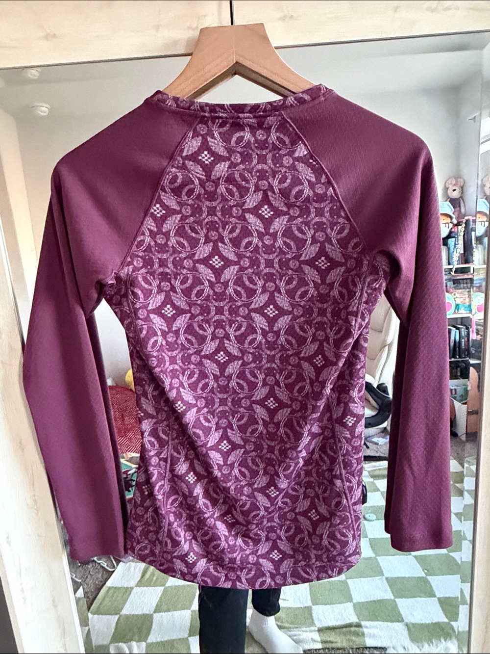 Patagonia Plum Floral Performance Crew Tee - Picture 6 of 7